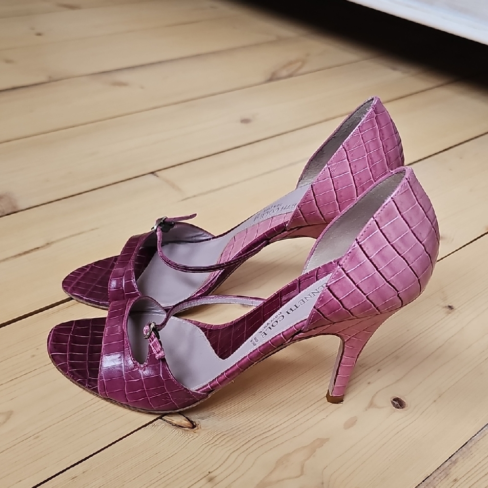 Kenneth Cole New York Pink Stiletto Heels